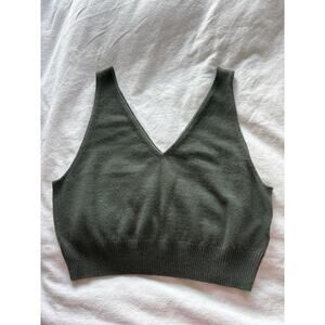Quince Mongolian Cashmere Cropped Tank 100% Cashmere Olive V Neck Crop Top L